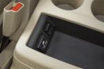 Nissan Quest 2011 года